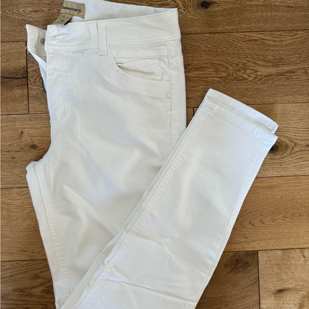 Democracy Women's white Skinny Jeans